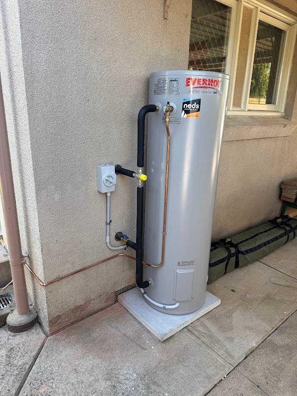 Ned's Plumbing and Gas cover