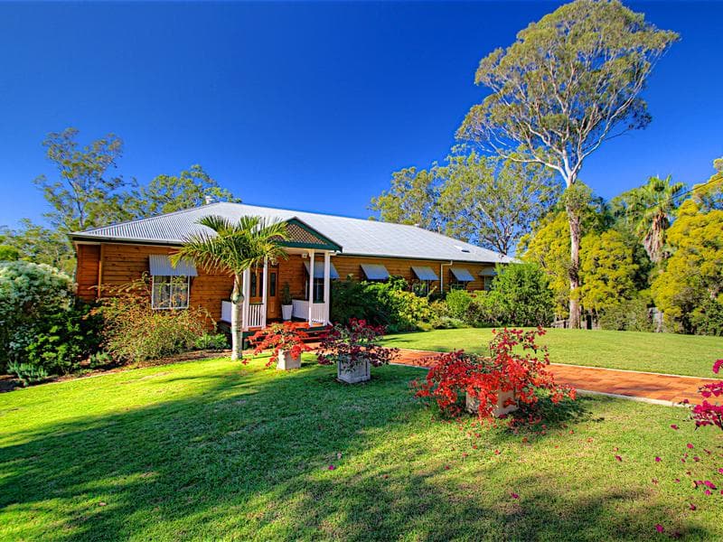 Noosa Decorating project 4
