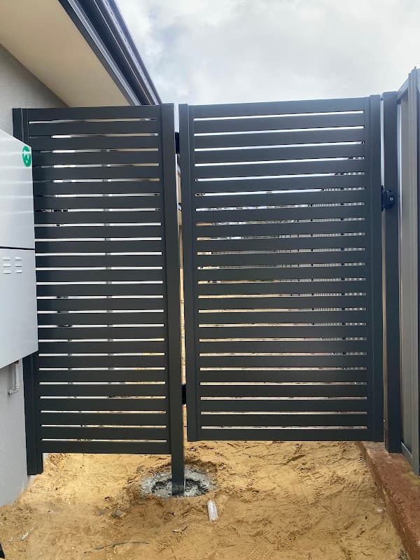 Outdoor Reno cover