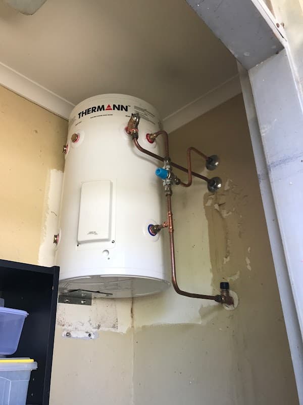 P&K plumbing and gas fitting cover