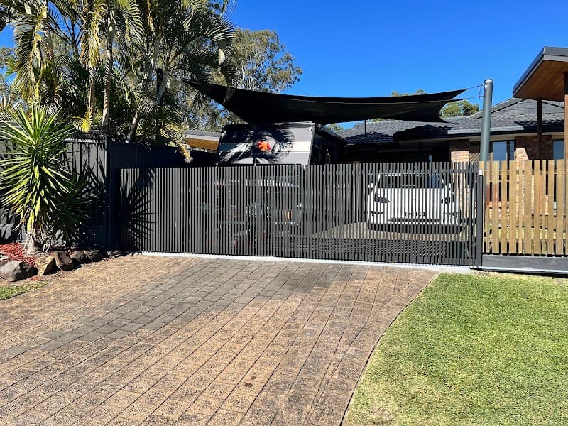 Paradise Fabrication and Fencing cover