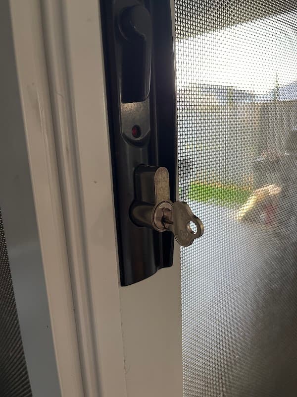 Peninsula Locksmiths & Security cover