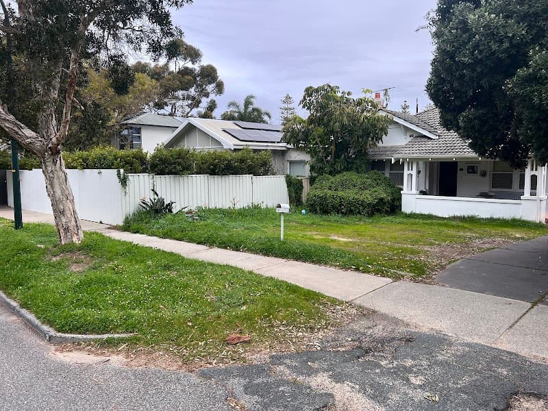 Pro Care Lawns & Gardens project 4