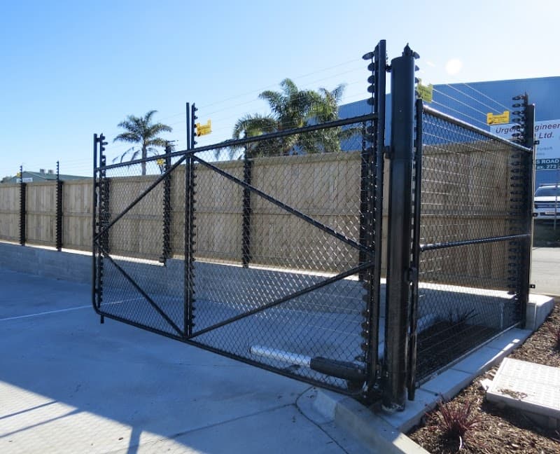 Pro Fence Builders Brisbane cover