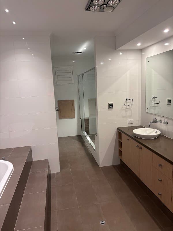 PROFESSIONAL AND EFFECTIVE CLEANING SERVICES project 4