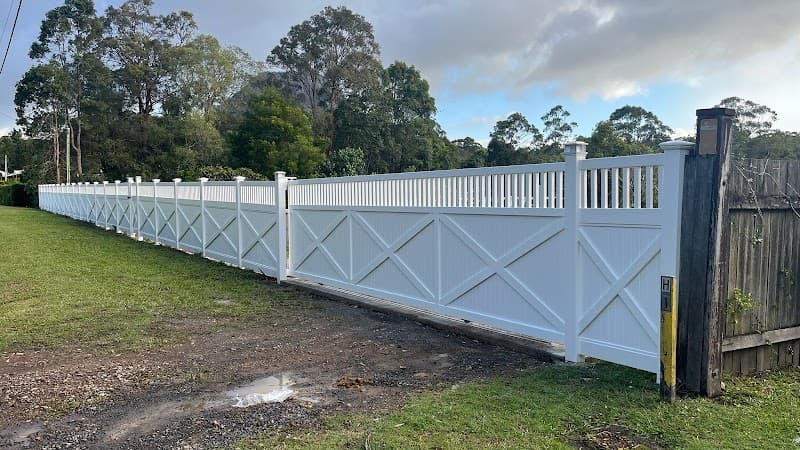 PVC Fencing Warehouse project 1