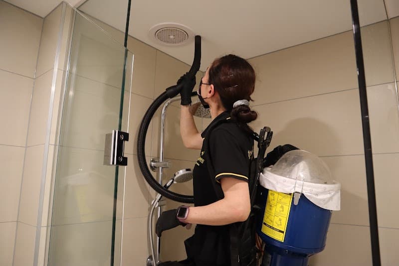 Qbees - Airbnb Cleaning & Property Services project 1