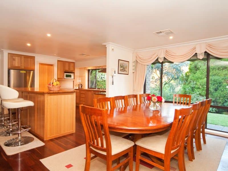 Shiny Handy People - Cleaning, Gardening & Handyman Services project 4