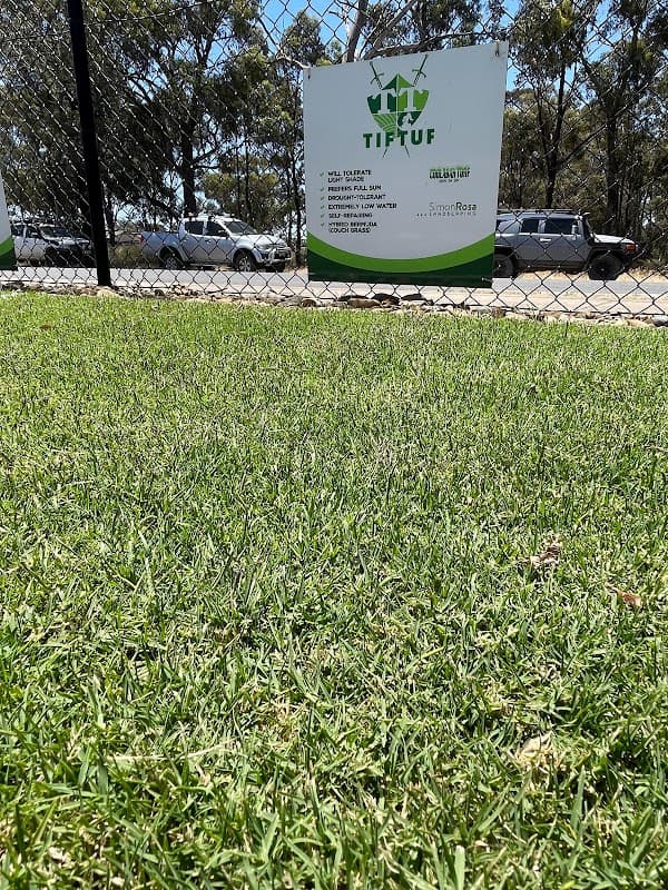 Simon Rosa Landscaping cover