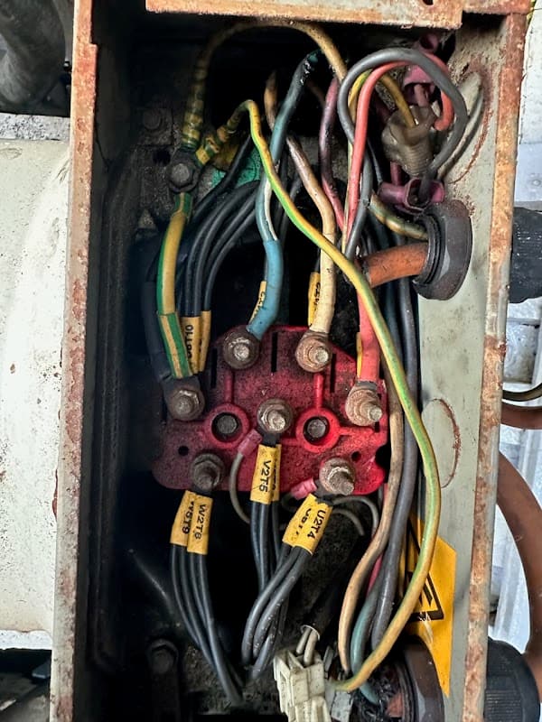 Sparks Fly Electrical Darwin project 3