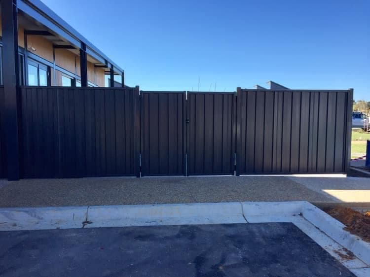 Tassie Fencing Co cover