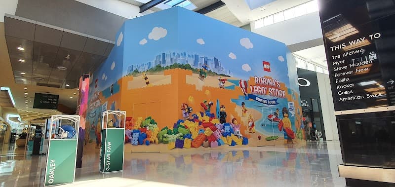 TITAN Retail - Construction Modular Hoarding and Fencing project 1