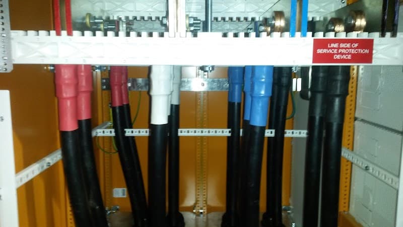 TOTAL ELECTRICAL & MAINTENANCE cover