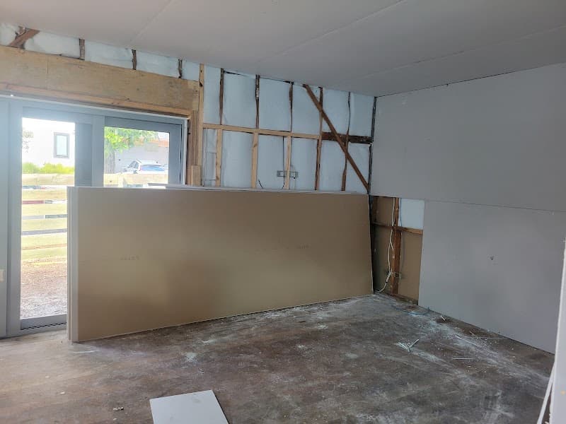 V and J Plastering Dandenong