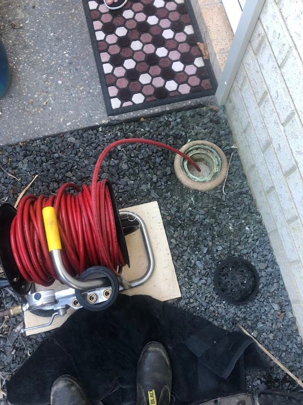 VELCO Plumbing and Gas cover