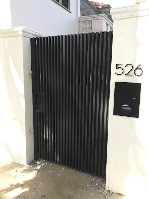 Walnut Fencing Solutions Pty Ltd cover