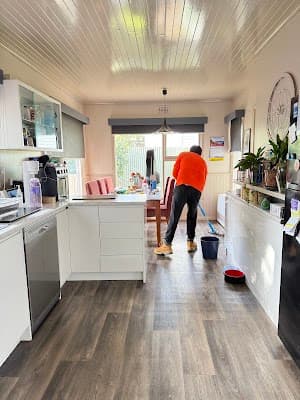 Diamond cleaners