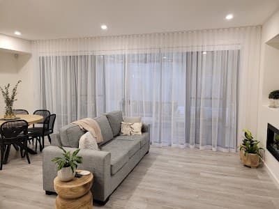 1300 Blinds