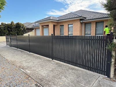 77 Nails Fencing & Decking project 4