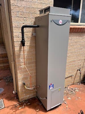 AK Plumbing and Maintenance cover