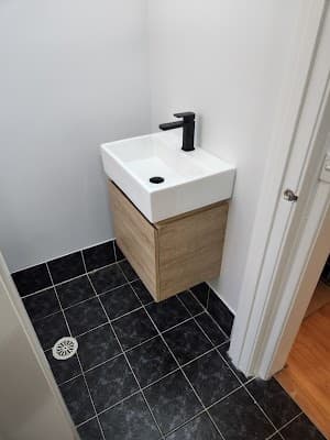 Am2pm Plumbing cover
