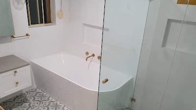 Amazing bathroom makeovers project 3
