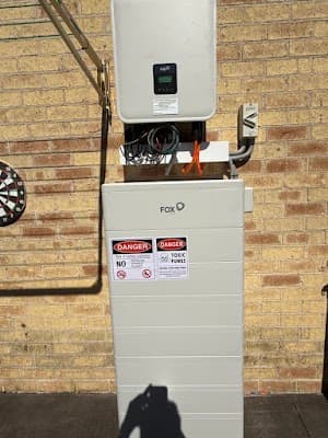 AusGreen Energy Group (AGEG) – Solar · Batteries · Energy Efficiency project 3
