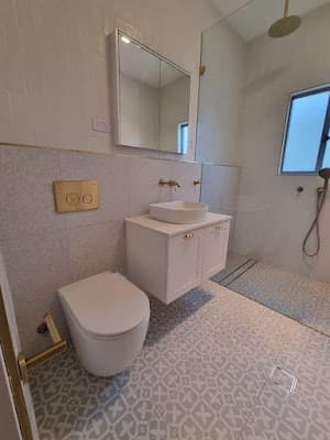 Bathroom Flip project 3