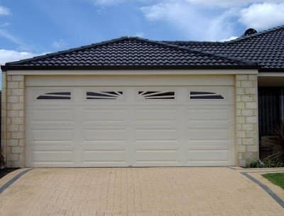 Casey Garage Doors - Installations & Repairs project 3