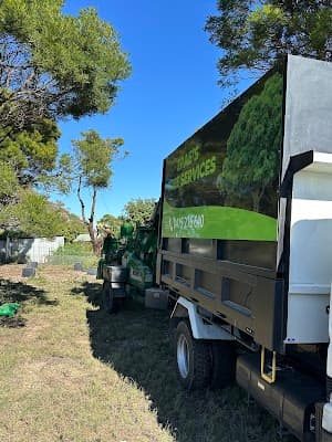 Erae's Tree Service