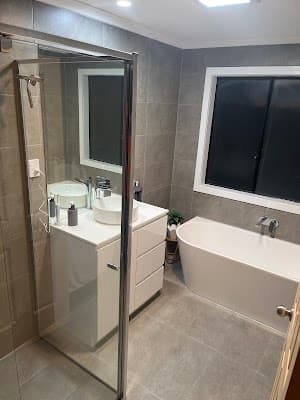 Fine Edge Bathrooms and Kitchens project 3