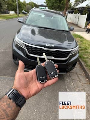 Fleet locksmiths cover