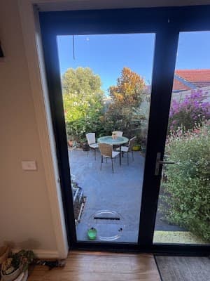 Foley Glass - Melbourne Glass Experts cover