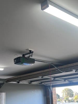 Garage Door Pros Melbourne cover