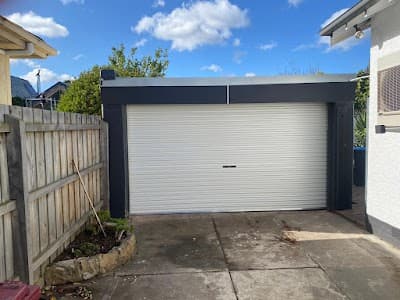Garage Technology Access / IRONLIFT GRAGE DOORS project 3