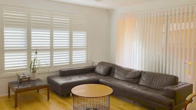 Happy Blinds cover