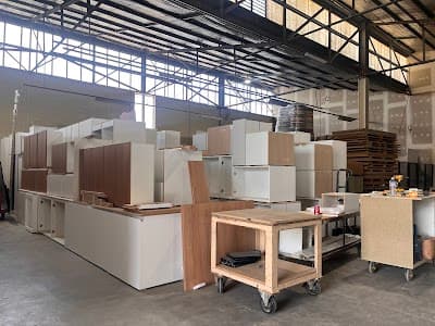 Hueys Cabinets