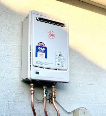 Hunter Emergency Licensed Plumbing - HELP cover