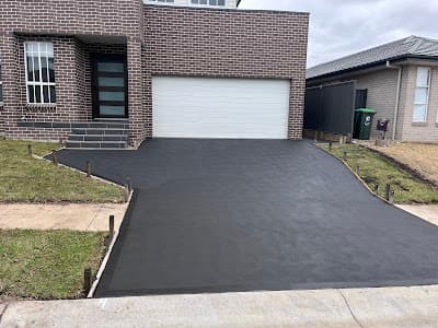 J & Jordan Concreting & Property Services cover