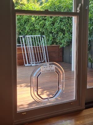LB Glass Pty Ltd cover