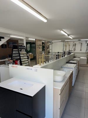 Linea Bathrooms & Apex Renovation Centre project 3