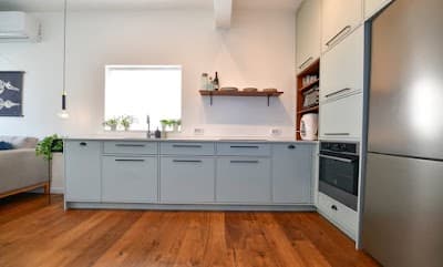 Linor Custom Home cover