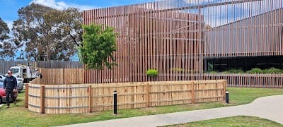 Looks Good Fencing cover