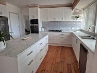 Metro Kitchens