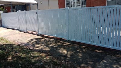 Moey fencing pty ltd cover