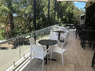 Oneglass Pty Ltd cover