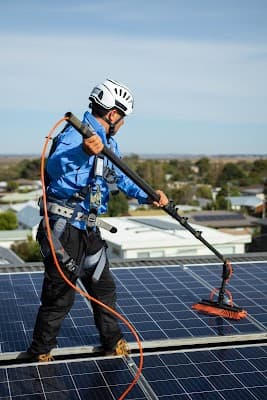 Power Vac Gutter Cleaning Co. project 3