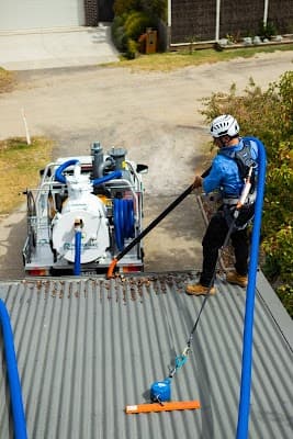Power Vac Gutter Cleaning Co. project 4