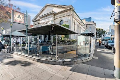 Premium Glass & Glazing