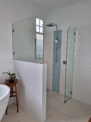 Robertson's Glazing Service cover